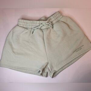 Comfrt Sweat Shorts L Pastel Green Cozy Lounge Athleisure Drawstring